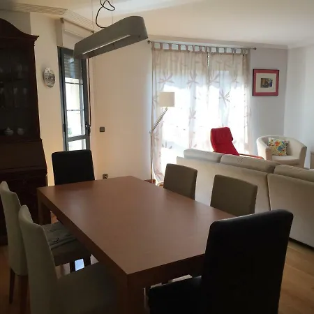 Διαμέρισμα Centro De Moderno Y Confortable 150 M2. Completamente Equipado. Vut Le 84 *