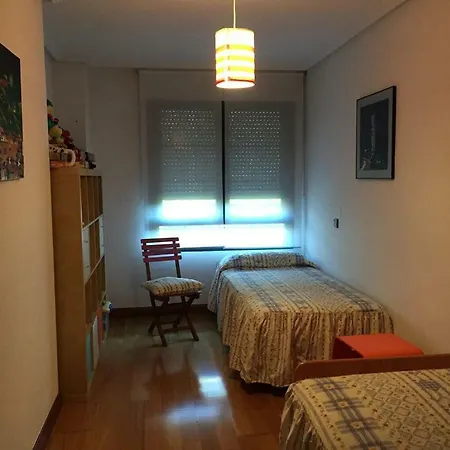 Centro De Moderno Y Confortable 150 M2. Completamente Equipado. Vut Le 84 *
